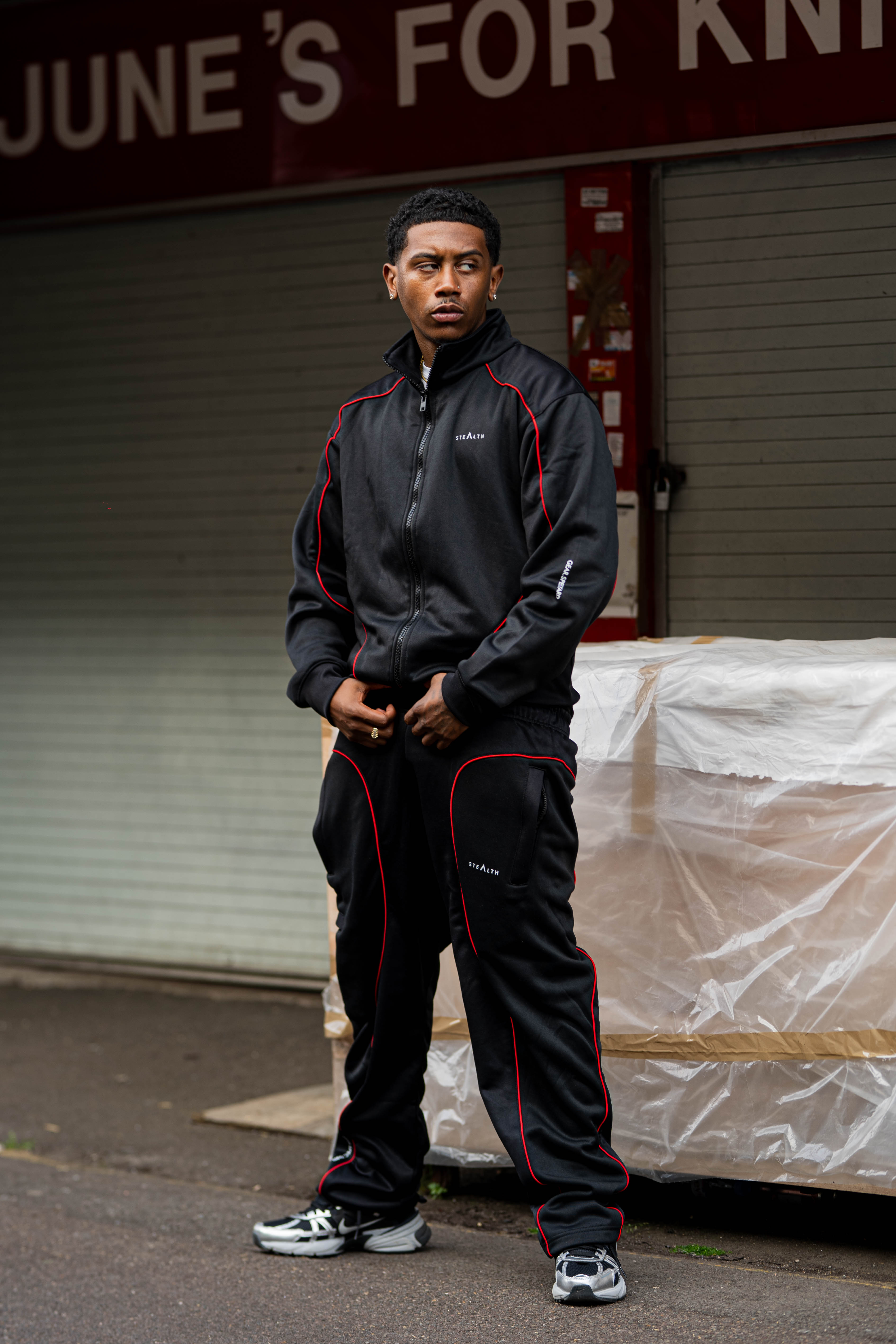 Apex Tracksuit (Black Red)