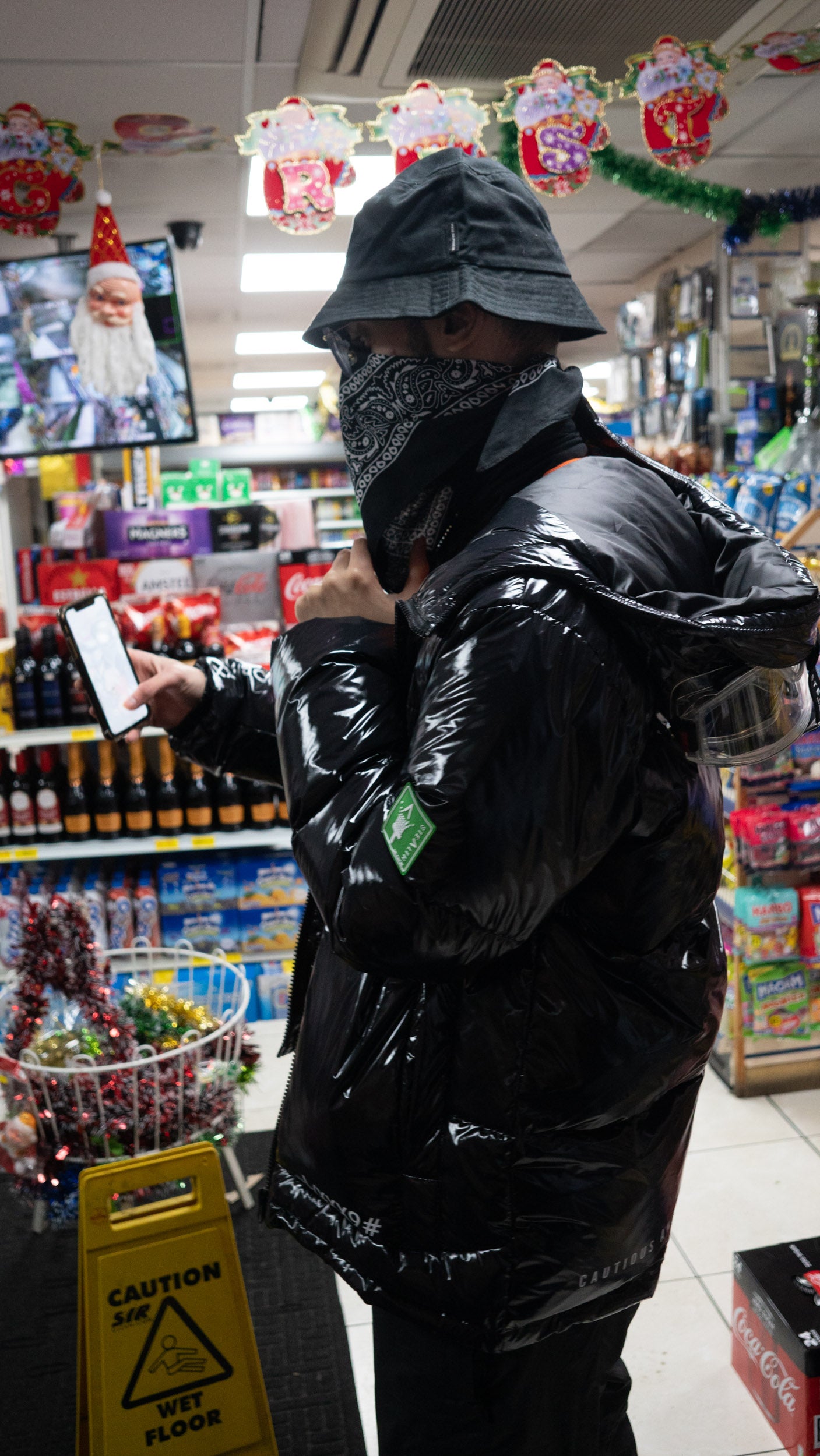 M+ Black Puffa Large (SAMPLE)
