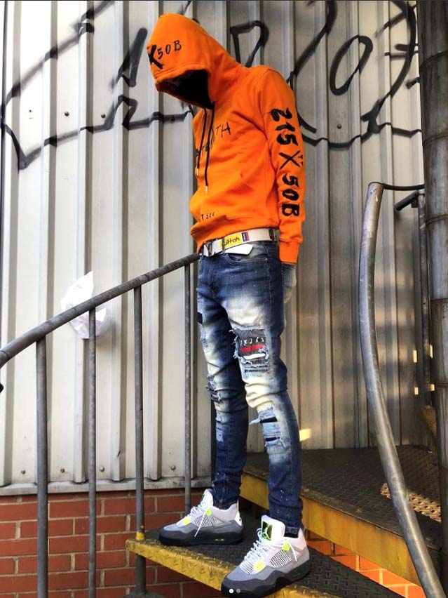 215X50B patch text denim.