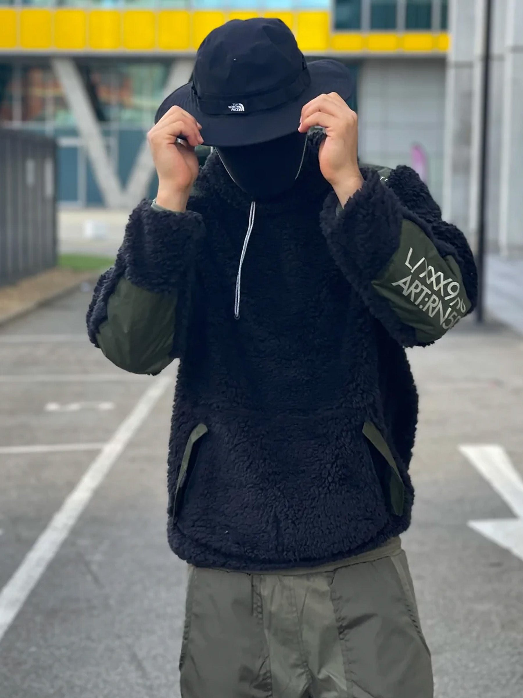 Sherpa Tech Funnel Sweat (Black)