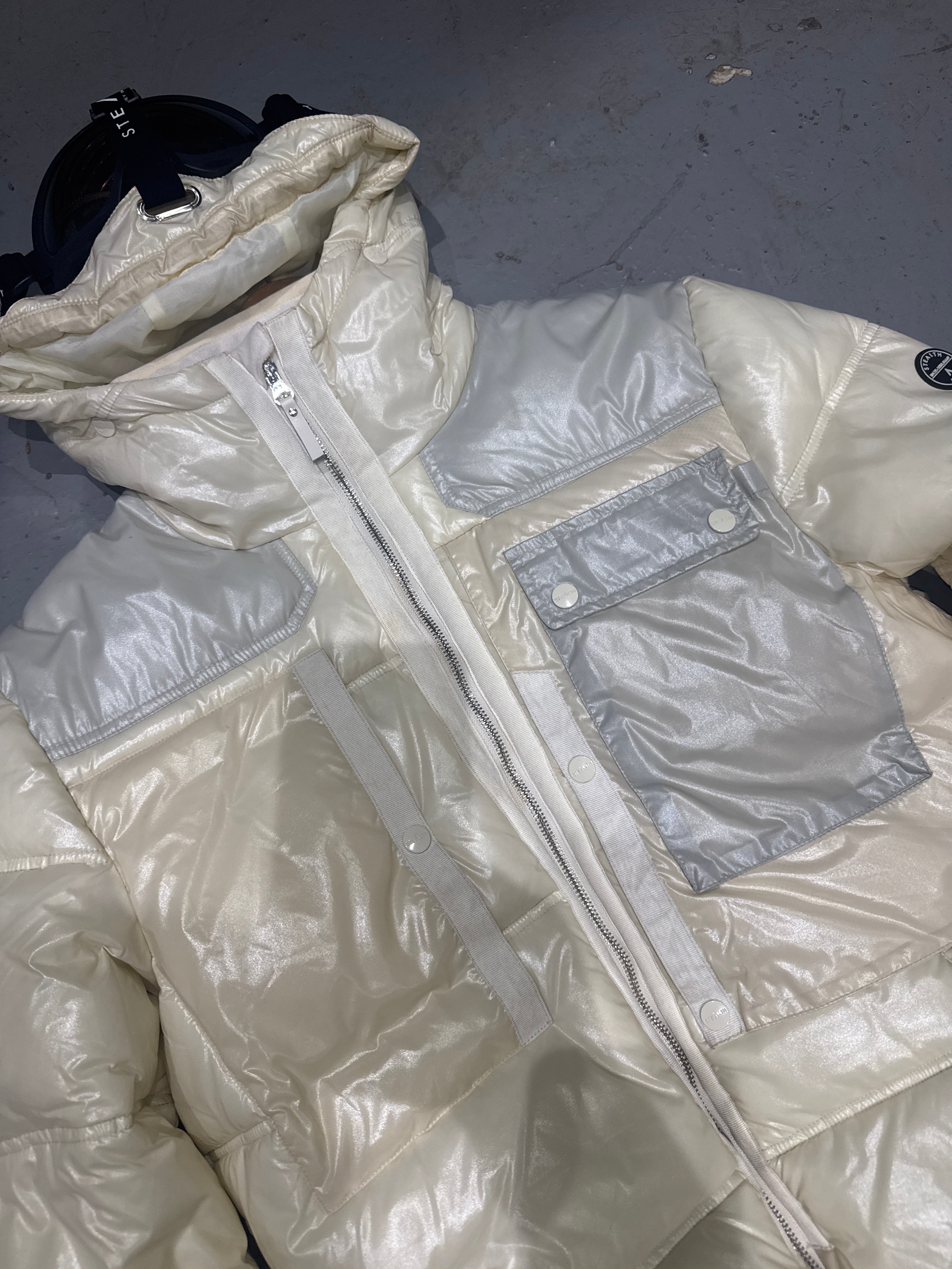 Summit Goggle Puffa Jacket  Light Sand/Dessert Grey