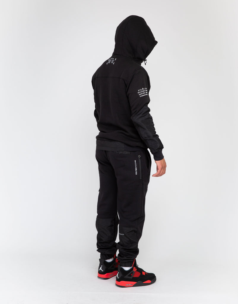 Quantom Tech Tracksuit (Black)