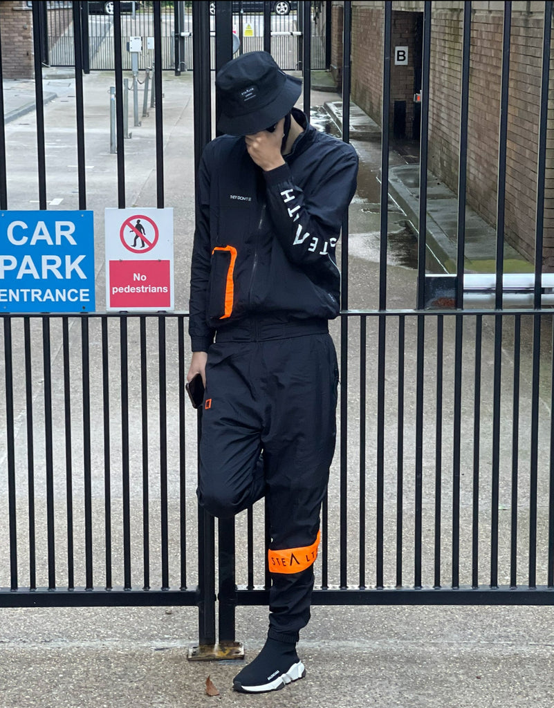 Protect Tracksuit (Black)