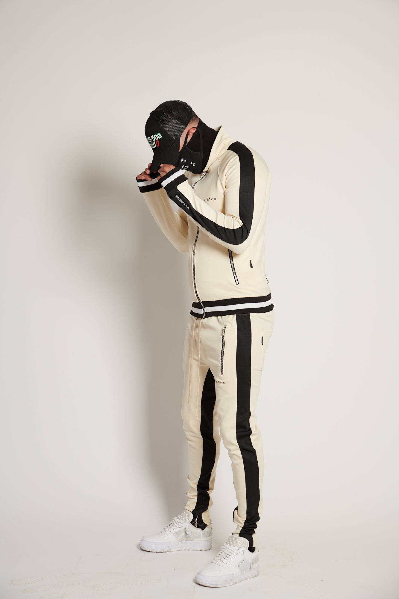 Vulcan Tracksuit (Cream/Black)