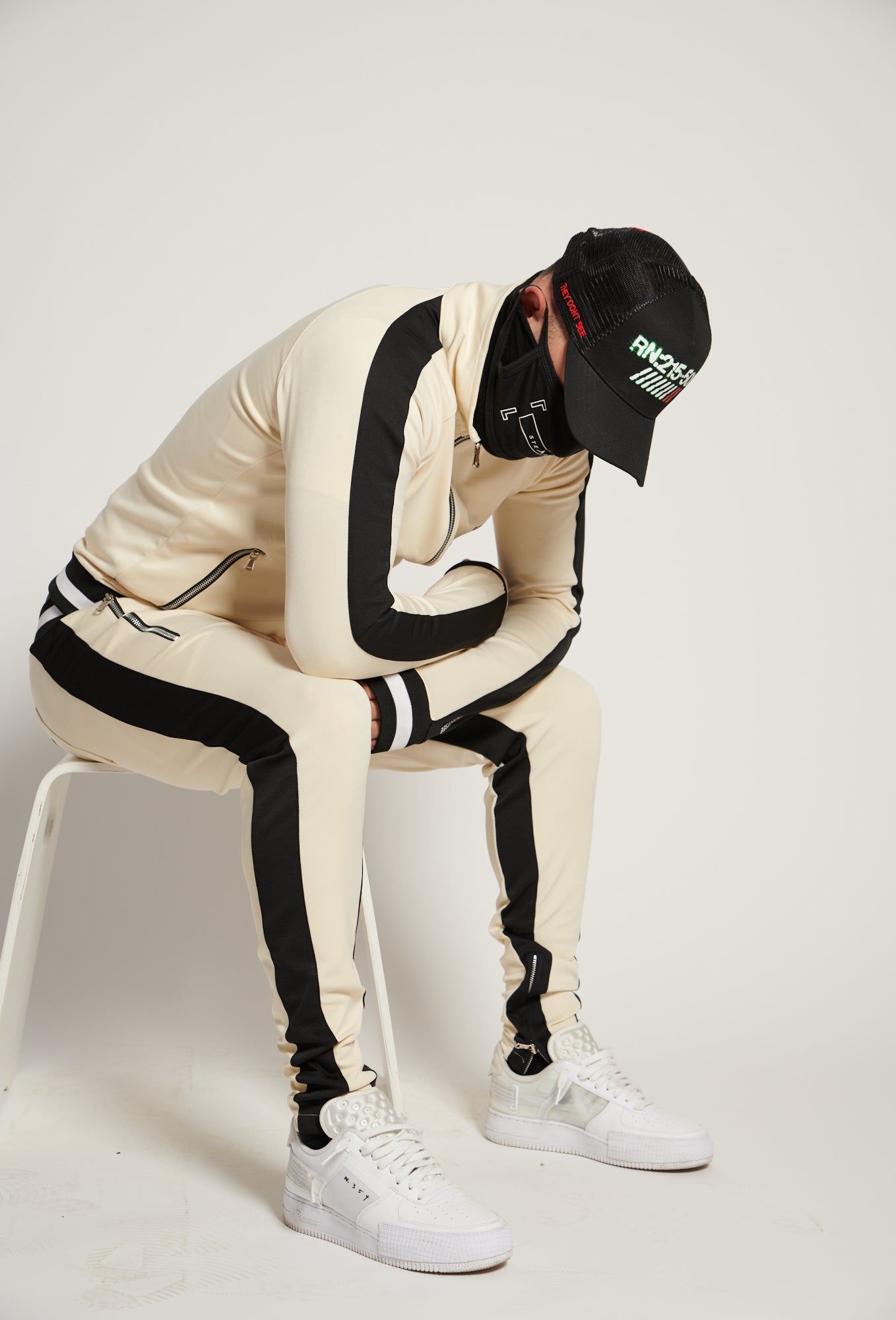Vulcan Tracksuit (Cream/Black)