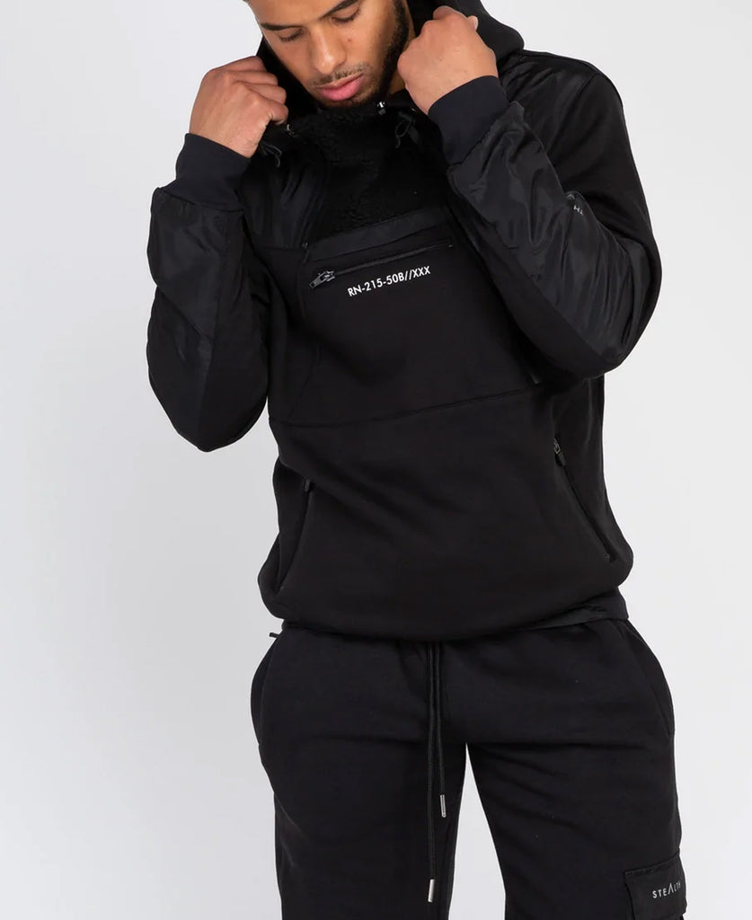 Quantom Tech Tracksuit (Black)