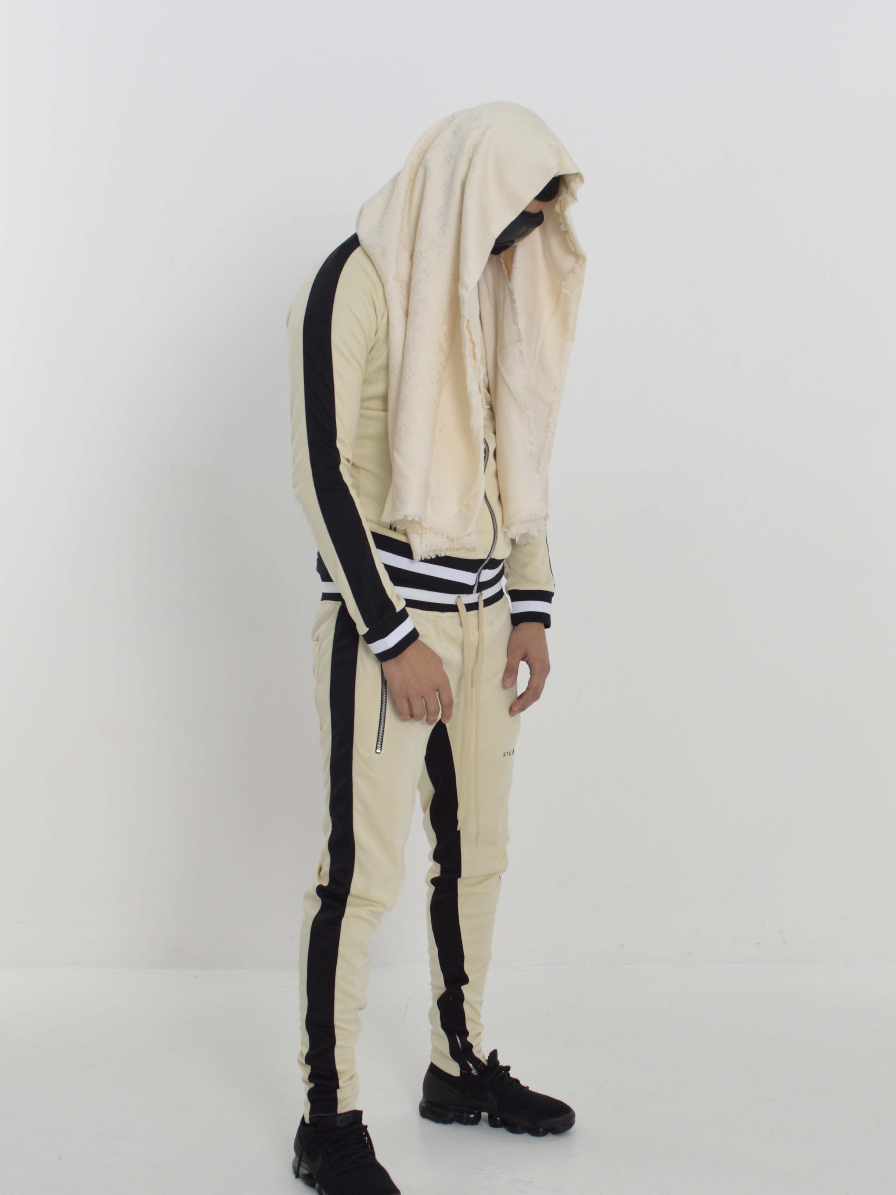 Stealth London Clothing Co Small Vectran Tracksuit (Cream/Black)